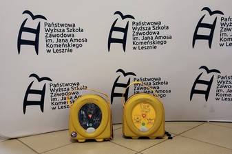  Automatyczny Elektroniczny Defibrylator (AED) w murach uczelni!